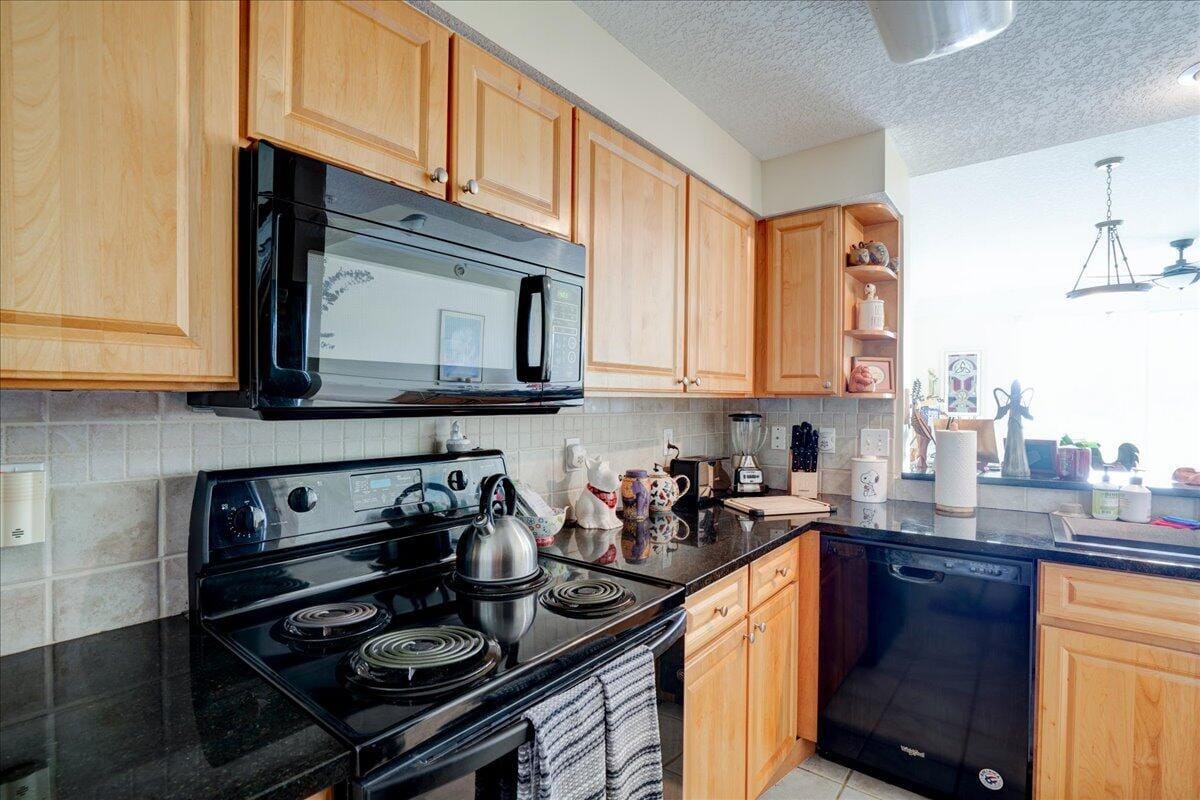 2012 Alta Meadows Lane 103 — photo 7