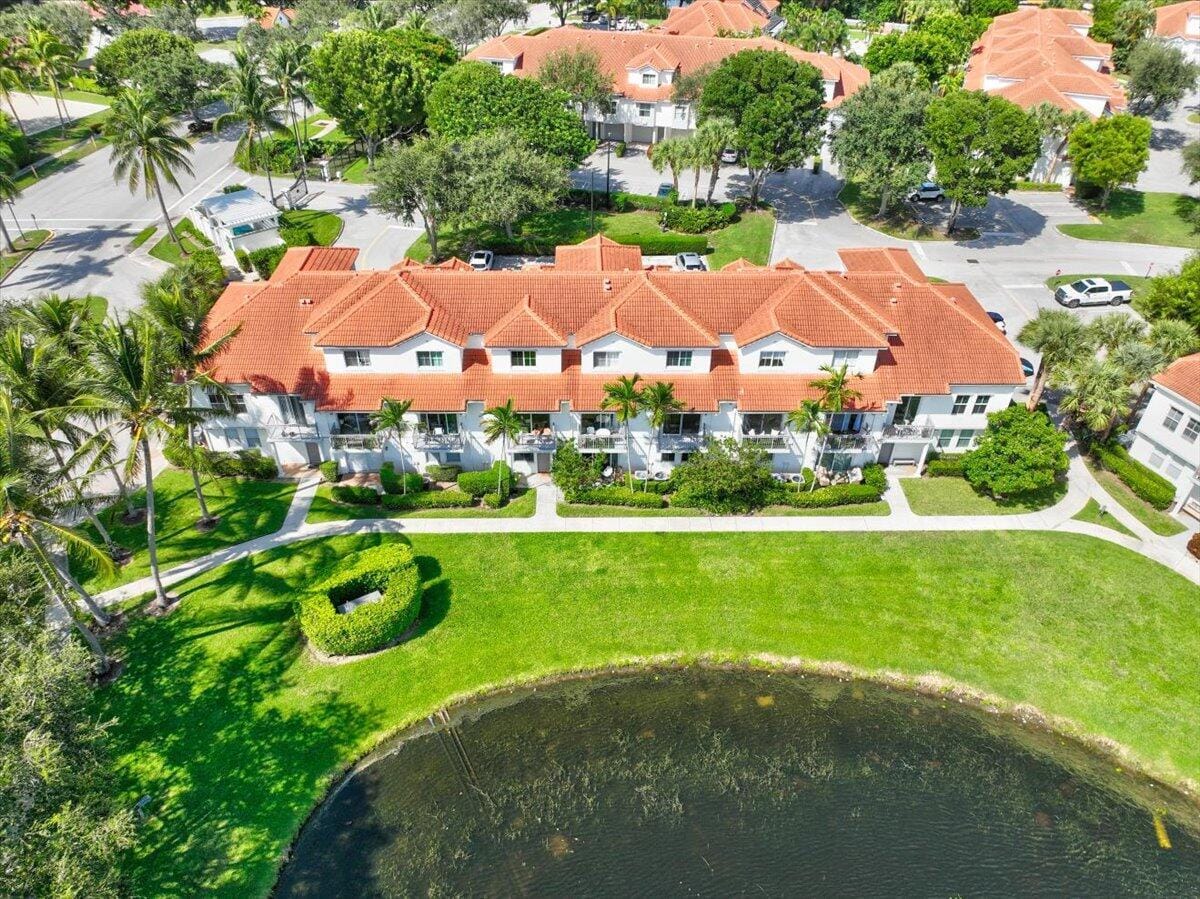 2012 Alta Meadows Lane 103, Delray Beach, FL 33444 photo 16
