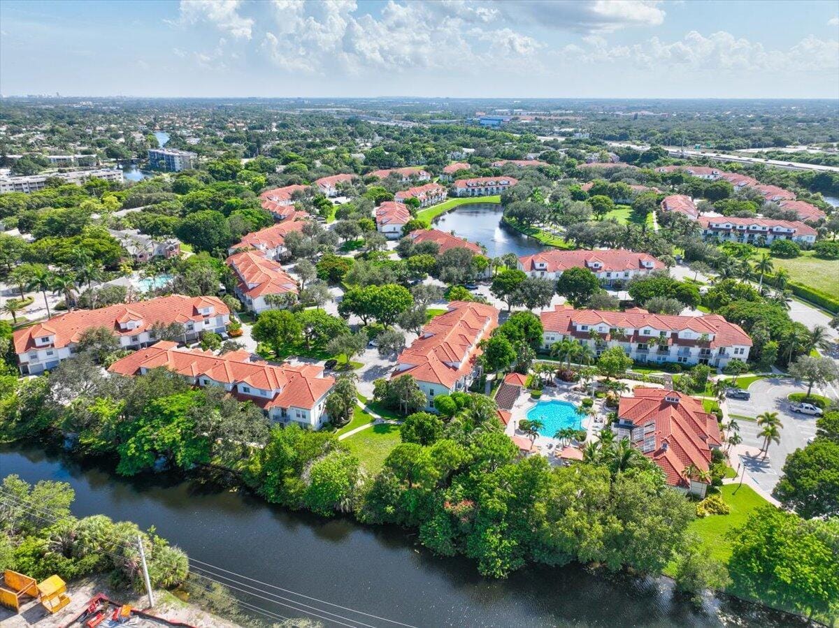 2012 Alta Meadows Lane 103, Delray Beach, FL 33444 photo 19
