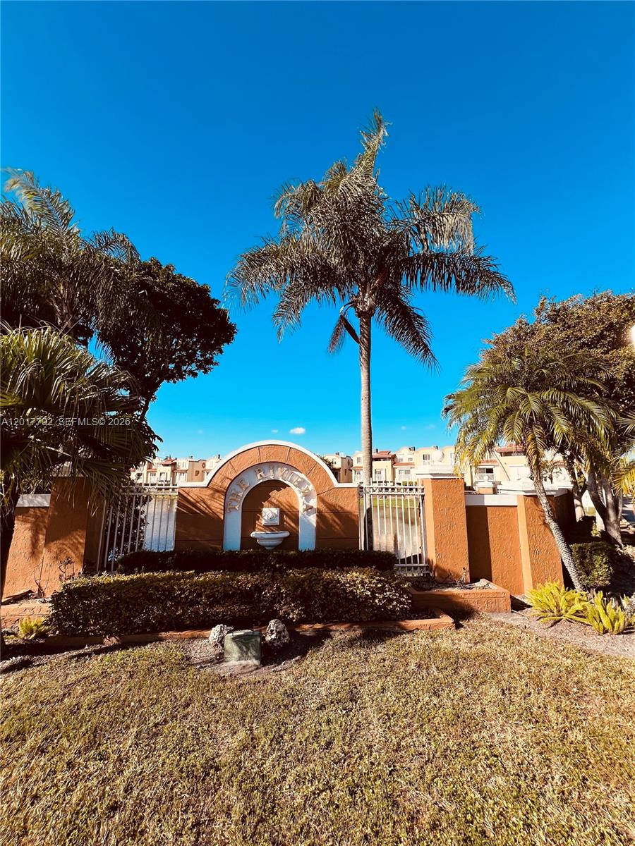 380 NW 85th Place 1406, Miami, FL 33126, Miami