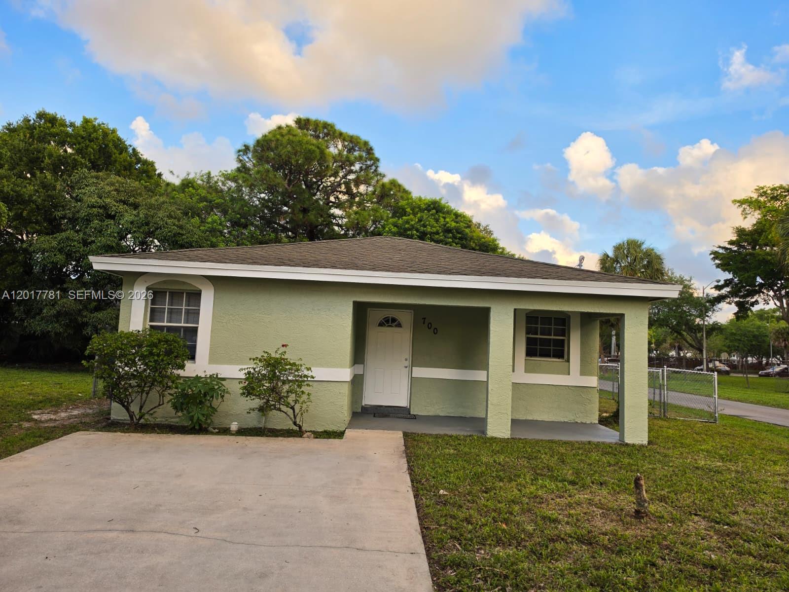 700 NW 19th Terrace, Fort Lauderdale, FL 33311, Fort Lauderdale
