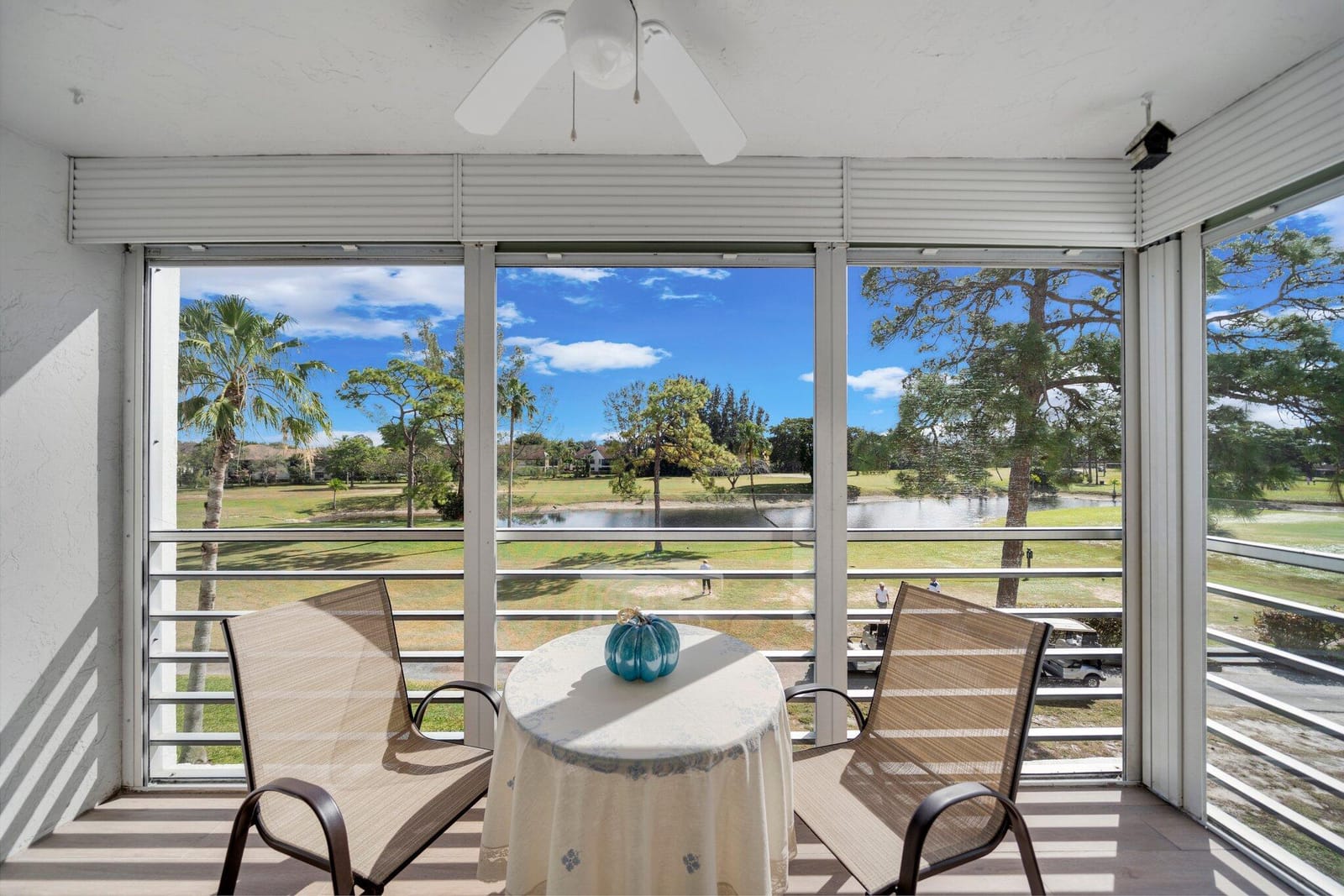 6698 10th Avenue N 327, Lake Worth, FL 33467 photo 2
