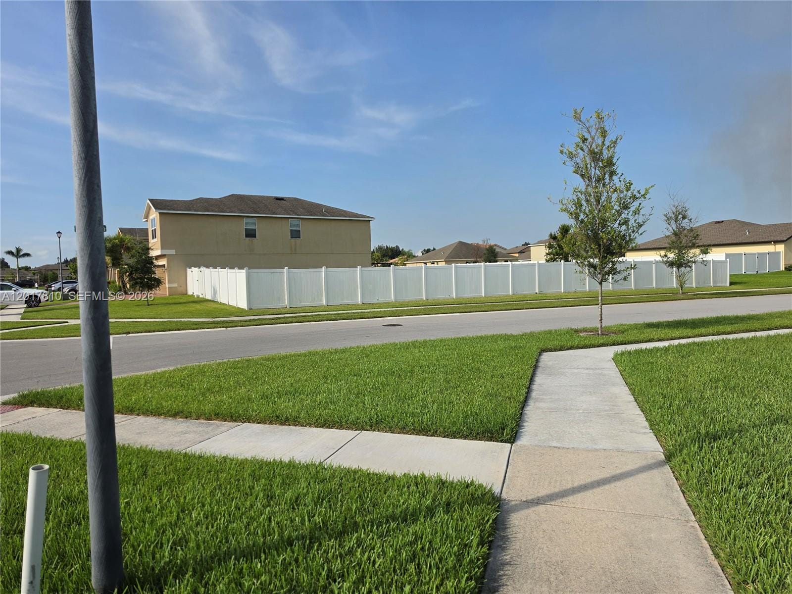 831 Bent Creek Drive, Fort Pierce, FL 34947 photo 9