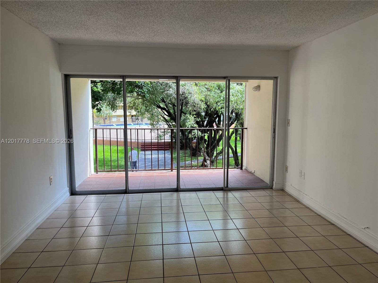 9190 Fontainebleau Boulevard 202, Miami, FL 33172 photo 3