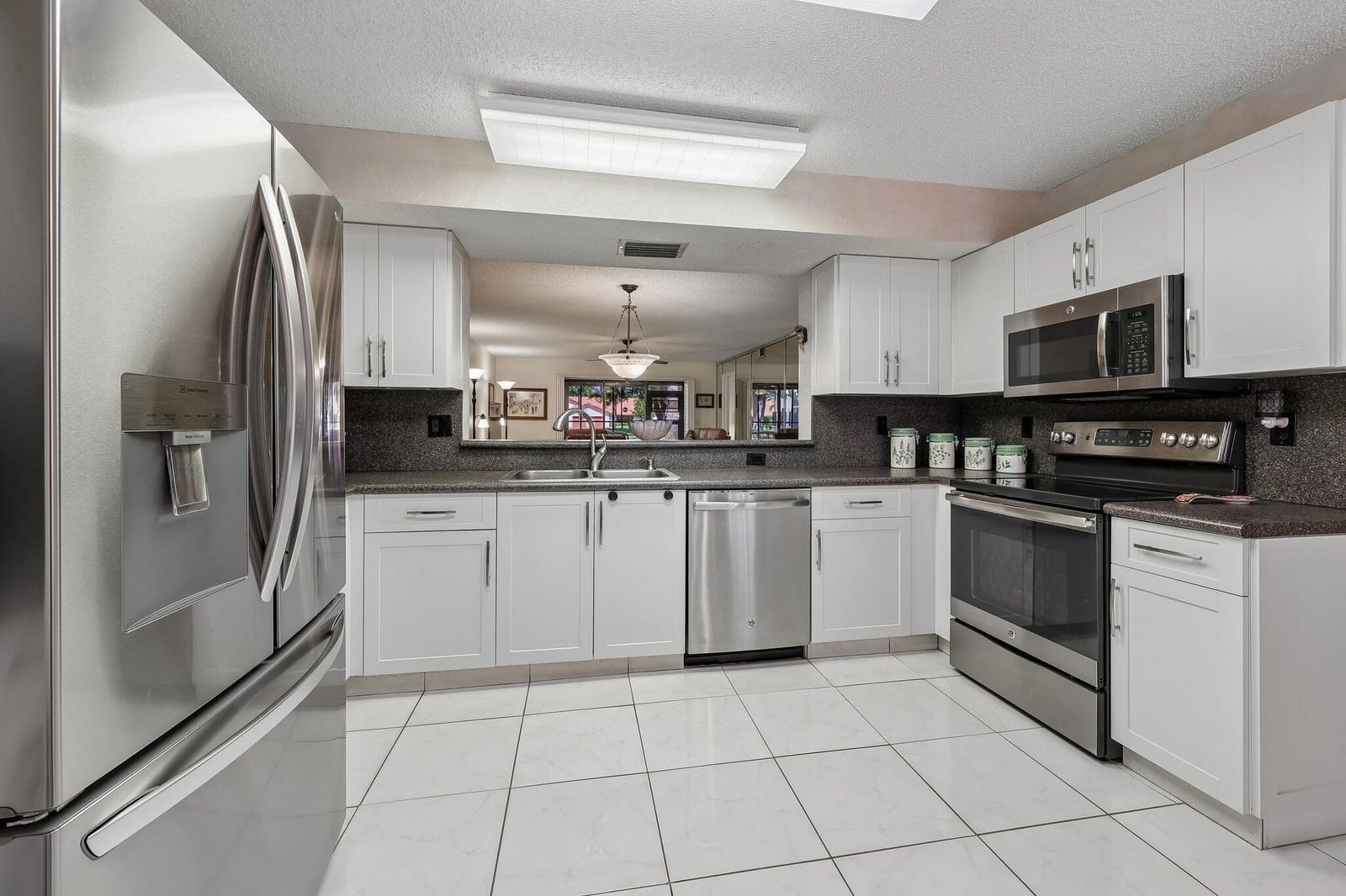 9681 E Sills Dr E 102 — photo 2