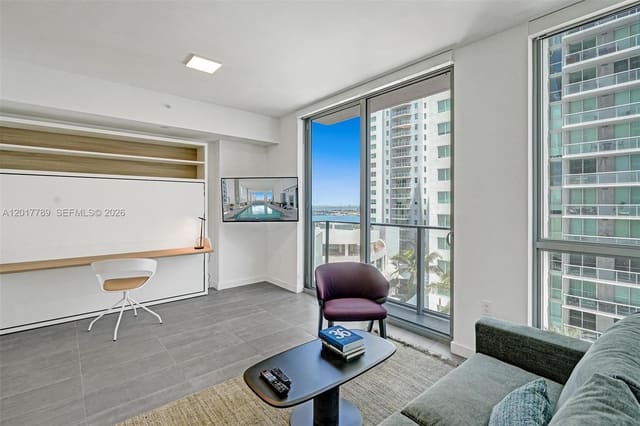 227 NE 2nd Street 1610, 227 Ne 2nd Street, Miami, FL