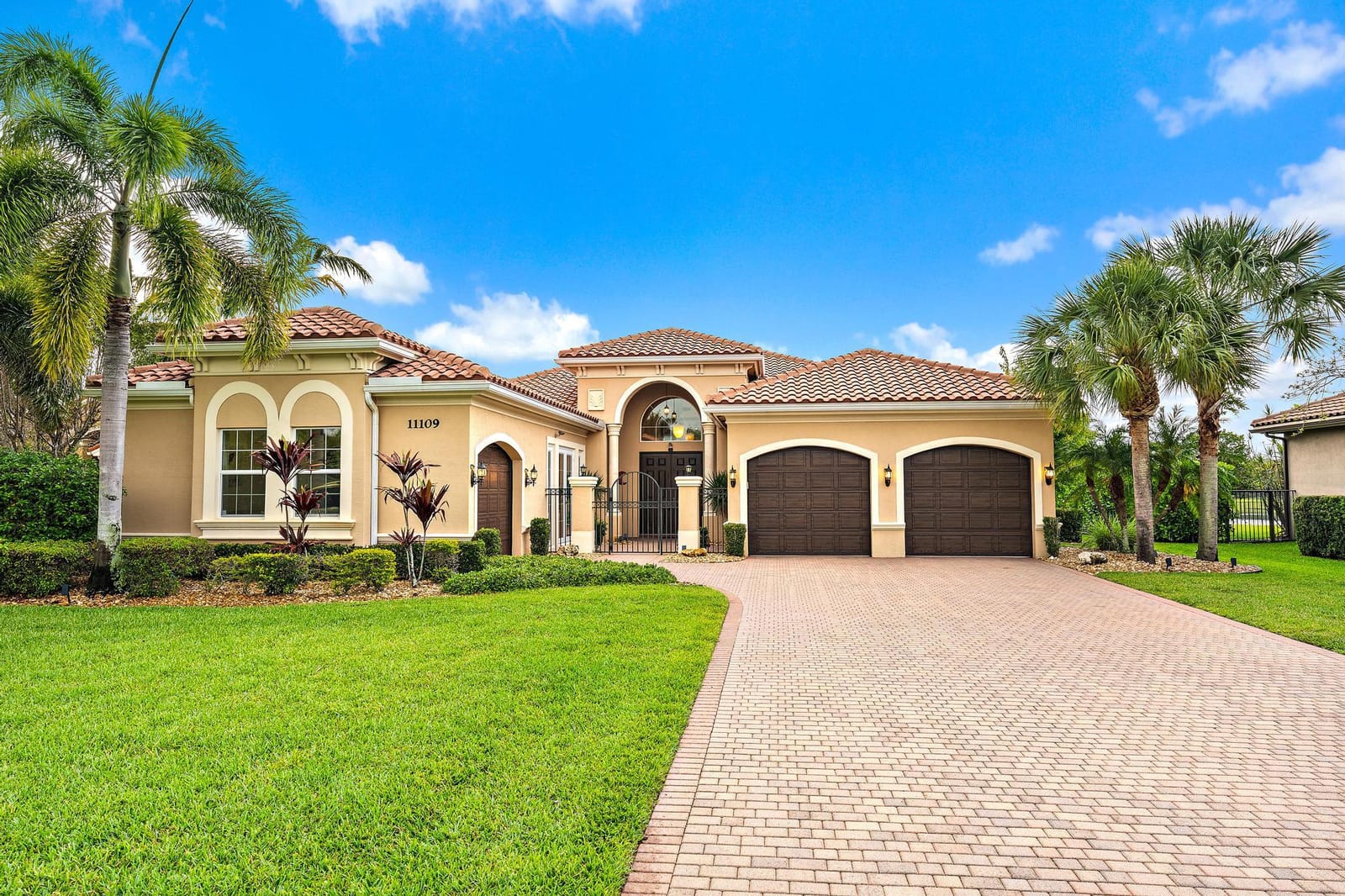 11109 Rockledge View Drive — photo 10