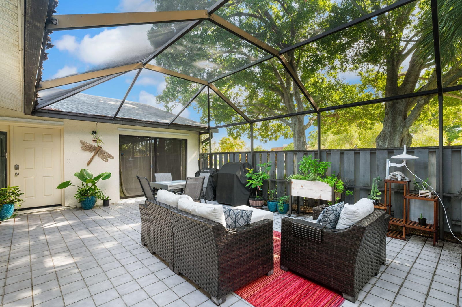 1433 Captains Walk 18d, Fort Pierce, FL 34950 photo 2