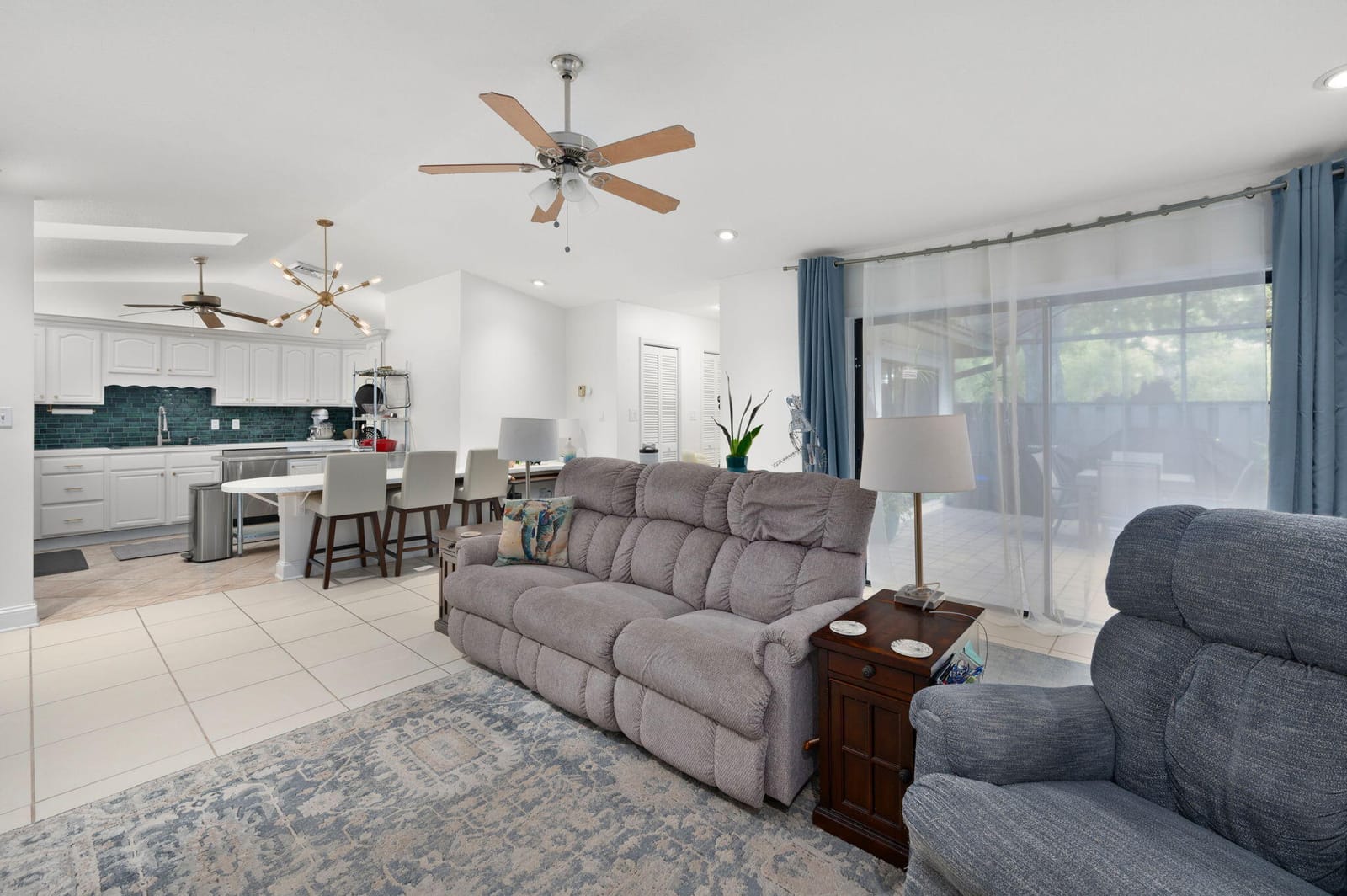 1433 Captains Walk 18d, Fort Pierce, FL 34950 photo 5