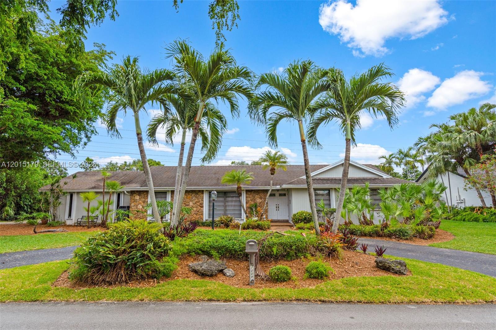 10044 SW 131st Terrace, Miami, FL 33176, Miami