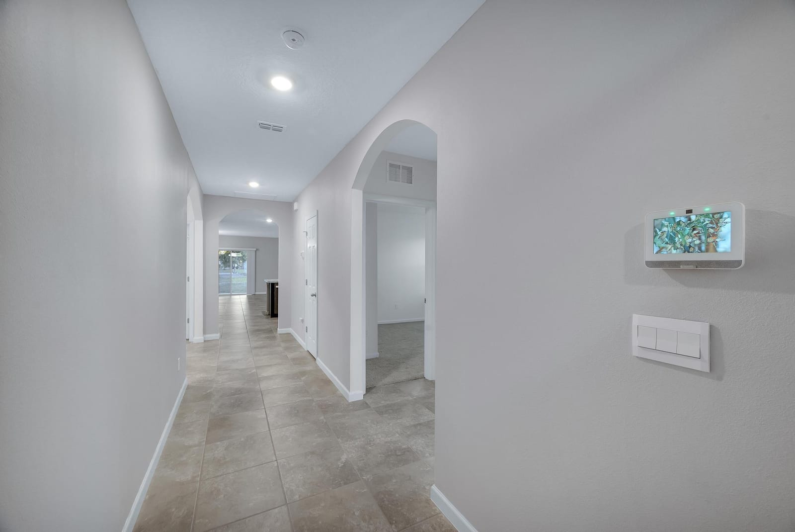 2538 SE Rock Springs Drive — photo 2