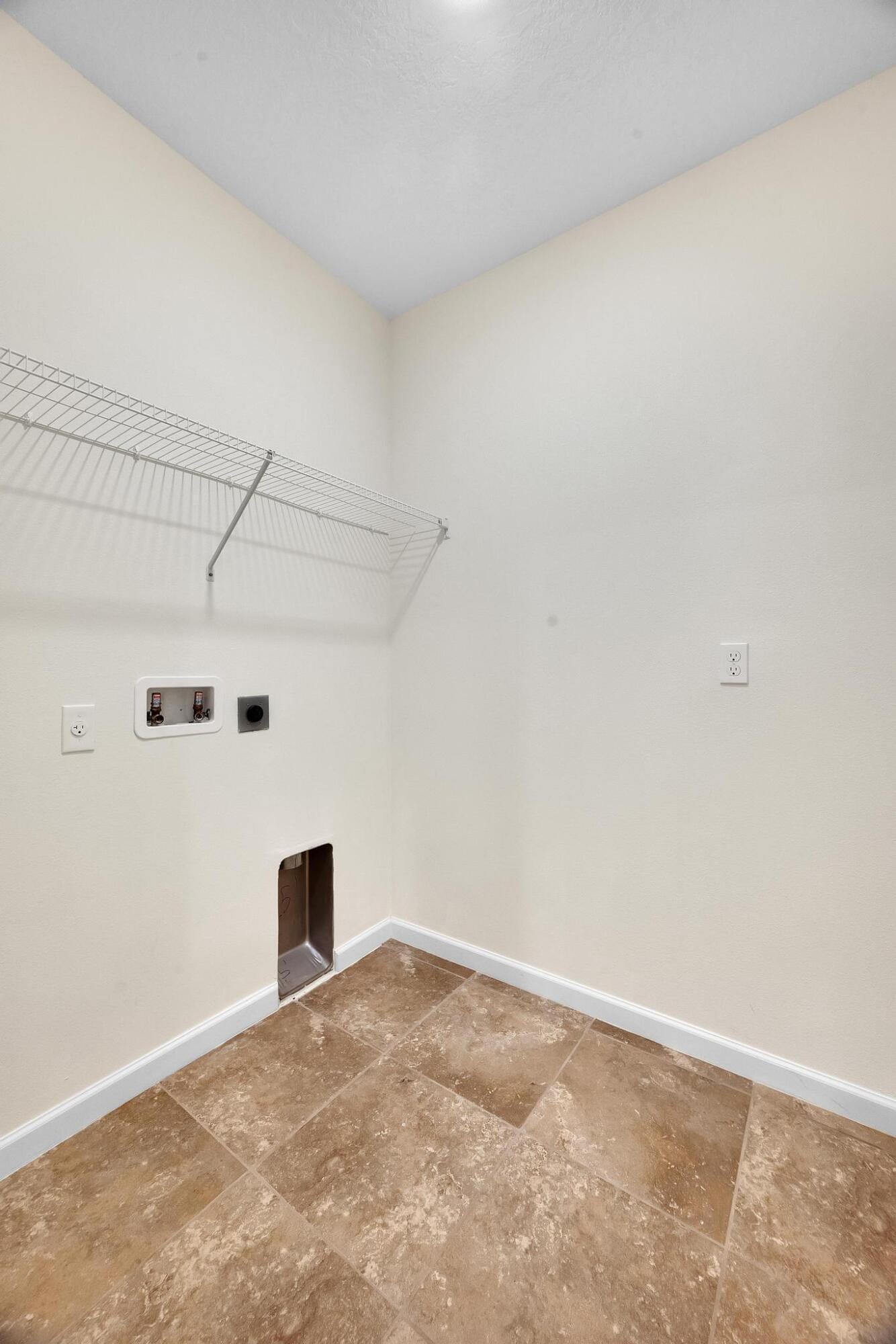 2538 SE Rock Springs Drive — photo 9