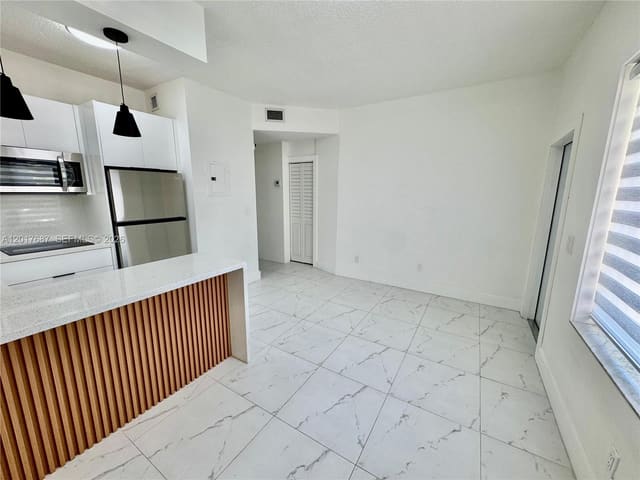 421 NW 13th Avenue A, Miami, FL 33125