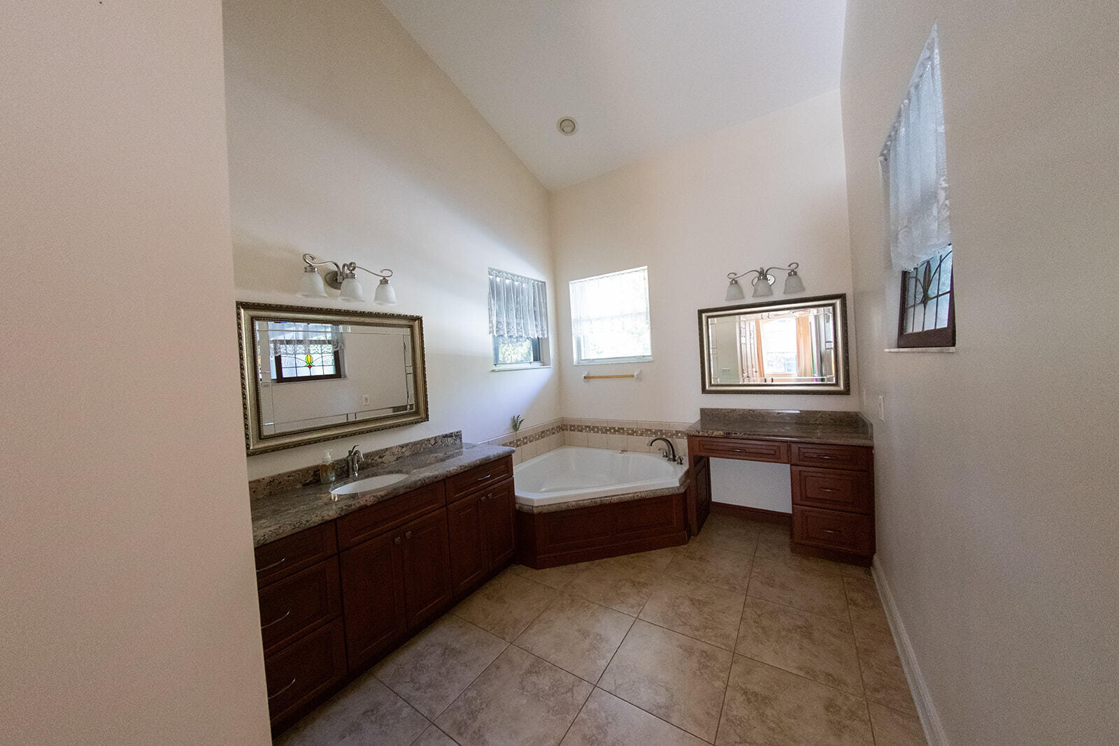 15786 Mellen Lane, Jupiter Farms, FL 33478 photo 23