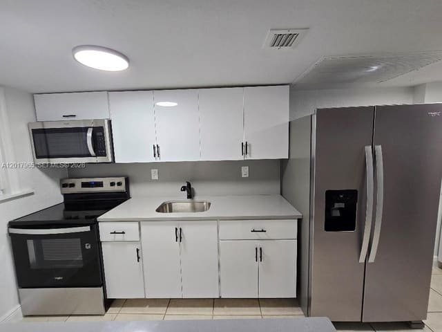 3901 SW 112th Avenue 38, Miami, FL 33165