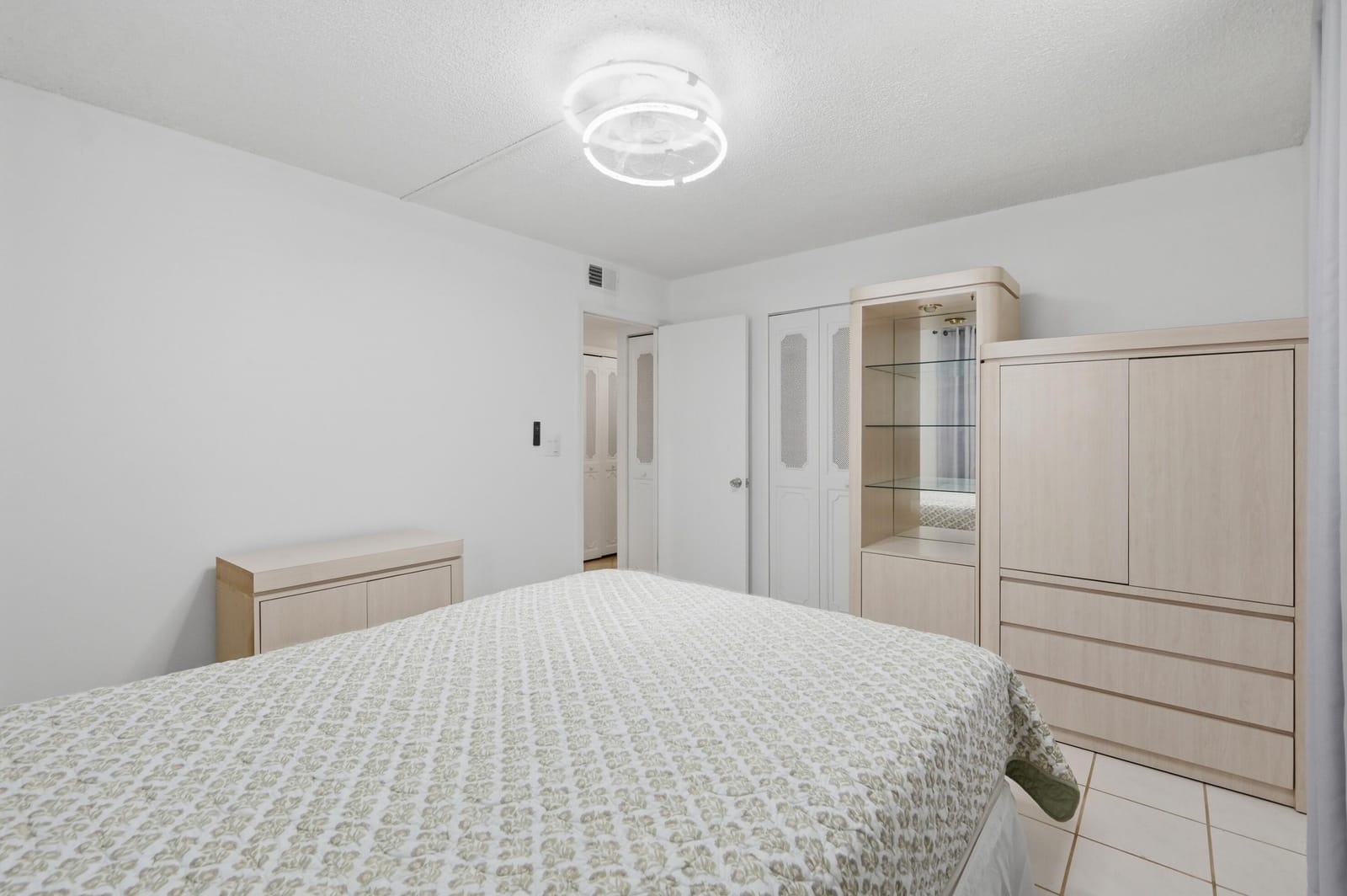 3231 Holiday Springs Boulevard 110, Margate, FL 33063 photo 14