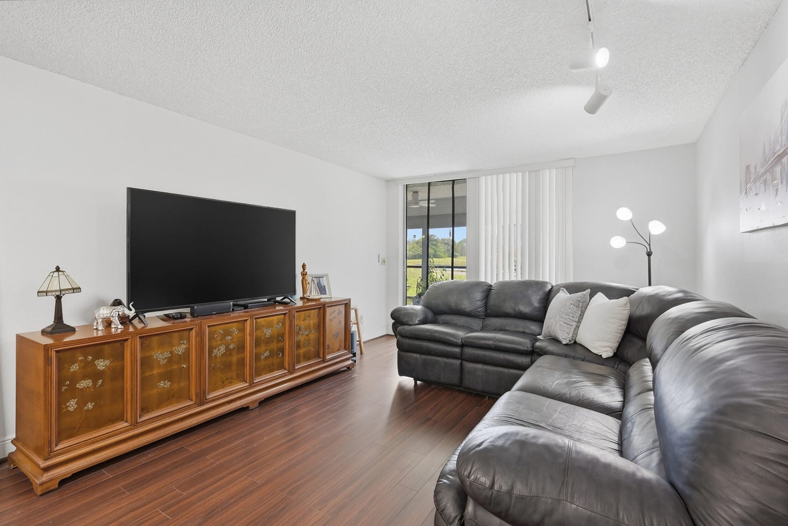 3231 Holiday Springs Boulevard 110, Margate, FL 33063 photo 3