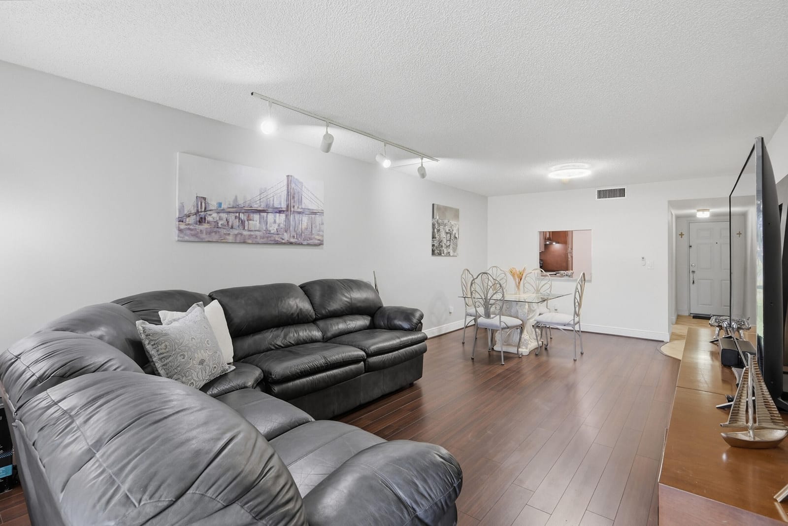 3231 Holiday Springs Boulevard 110, Margate, FL 33063 photo 4