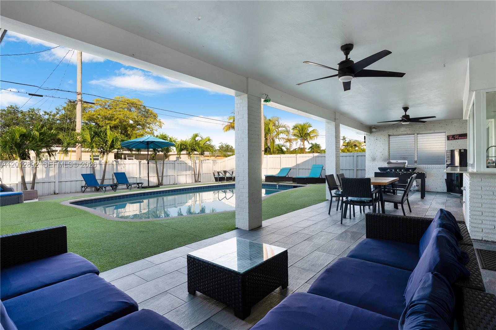 632 S Crescent Drive, Hollywood, FL 33021, Hollywood