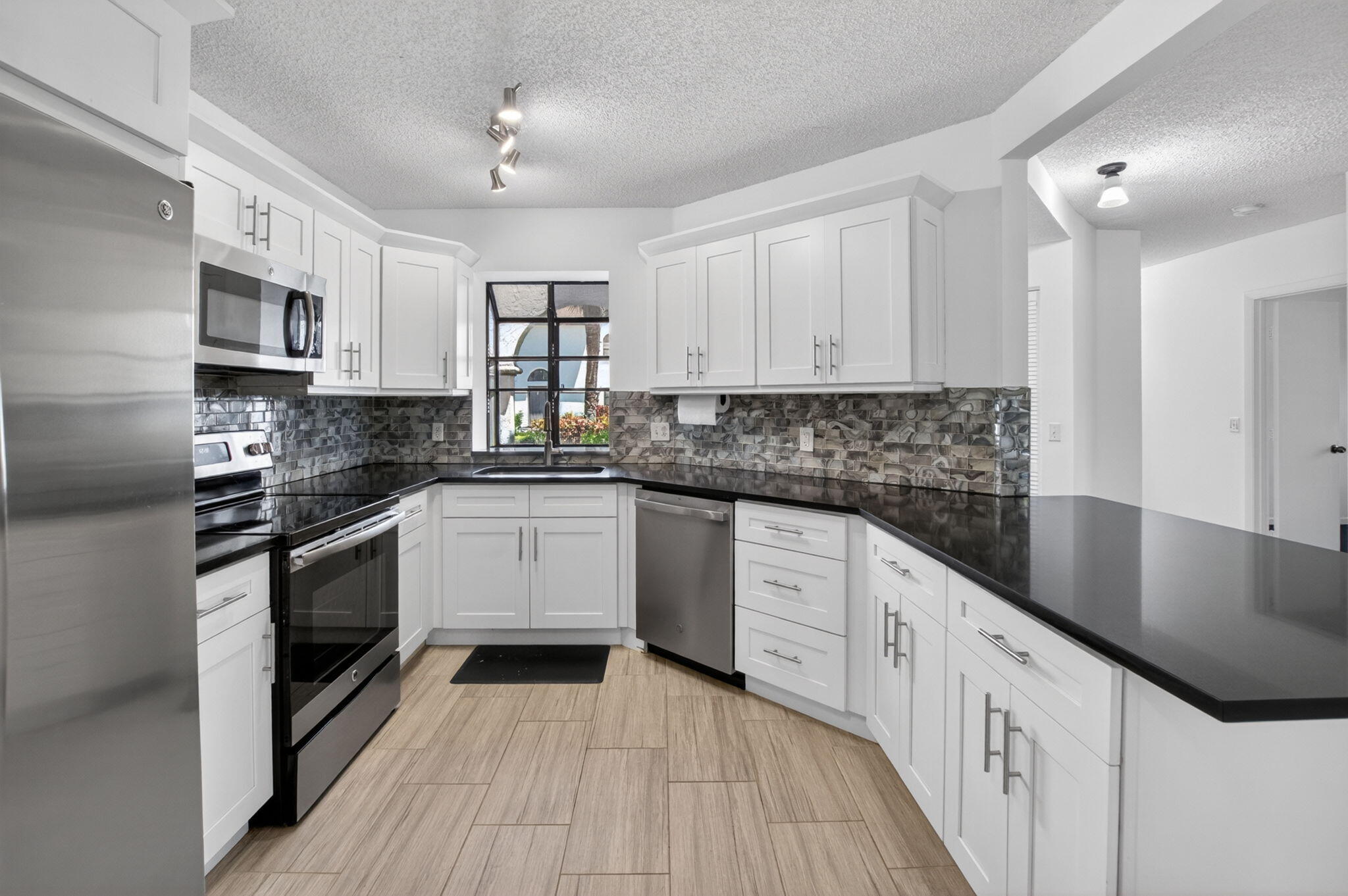 5259 Europa Drive D, Boynton Beach, FL 33437, Boynton Beach