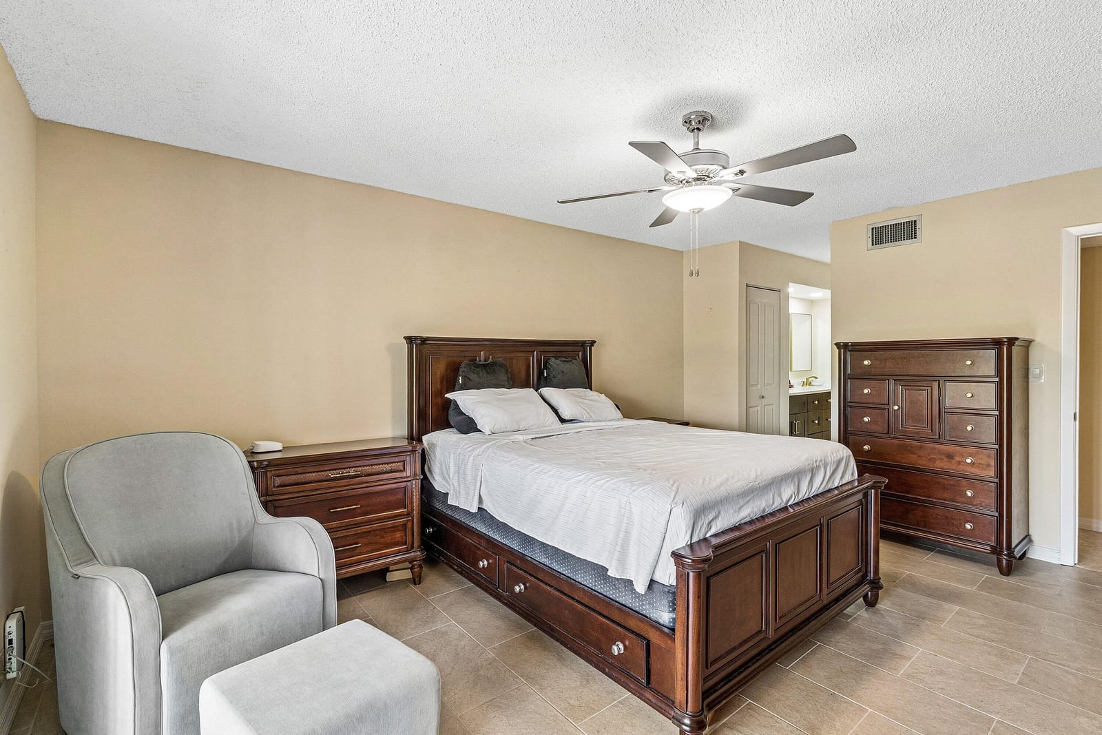 5054 Golfview Court 1514, Delray Beach, FL 33484 photo 14