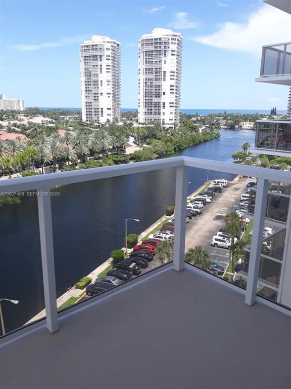 3701 N Country Club Drive 1008, Aventura, FL 33180, Aventura
