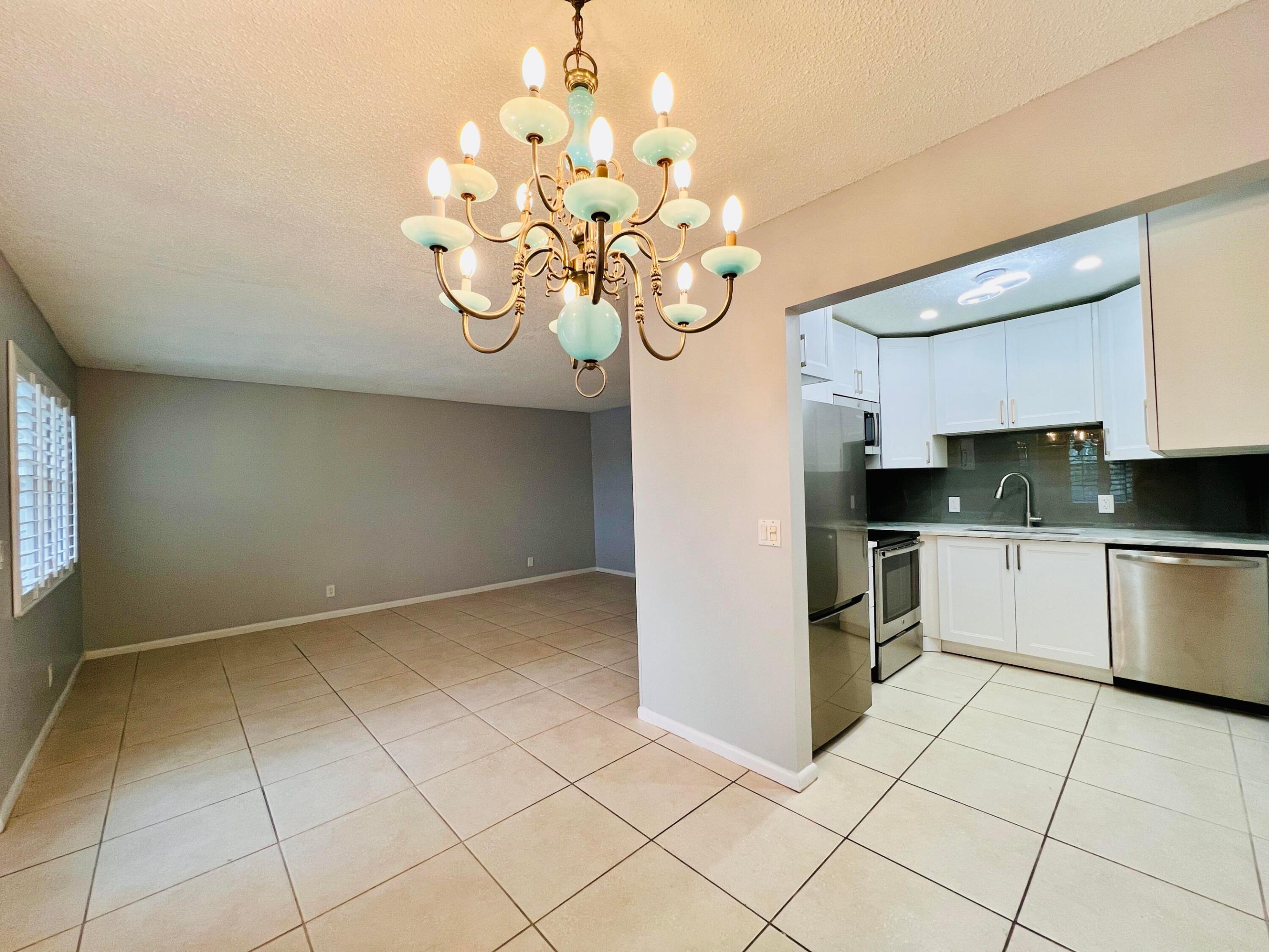 74 Berkshire C, West Palm Beach, FL 33417, West Palm Beach