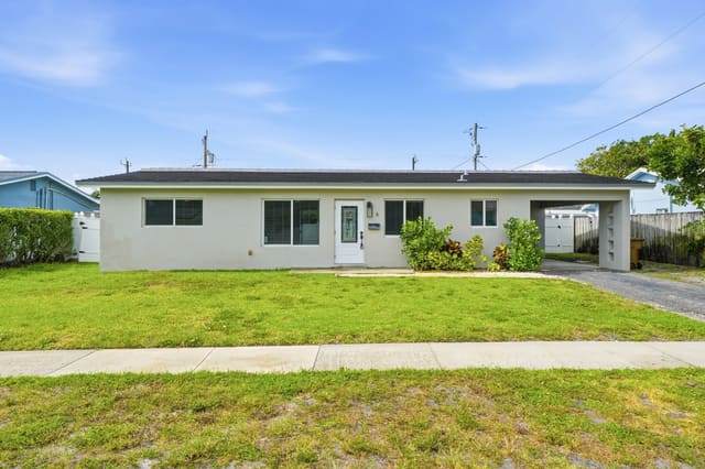 6 SE 14th Court, sold in Fairlawn, Deerfield Beach, FL