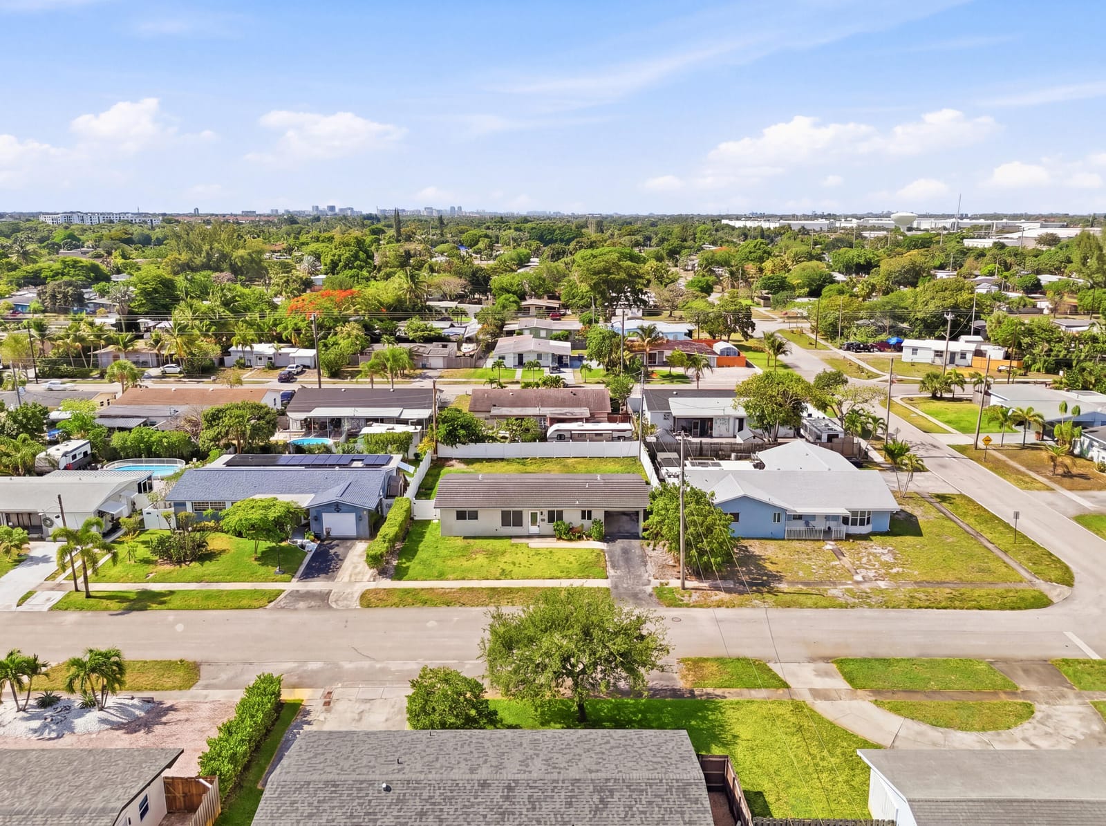 6 SE 14th Court, Deerfield Beach, FL 33441 photo 2