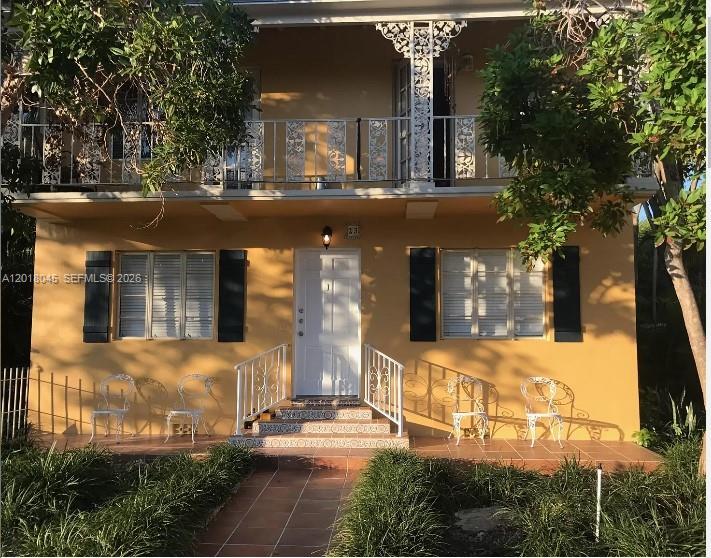 23 Majorca Avenue 1, Coral Gables, FL 33134, Coral Gables