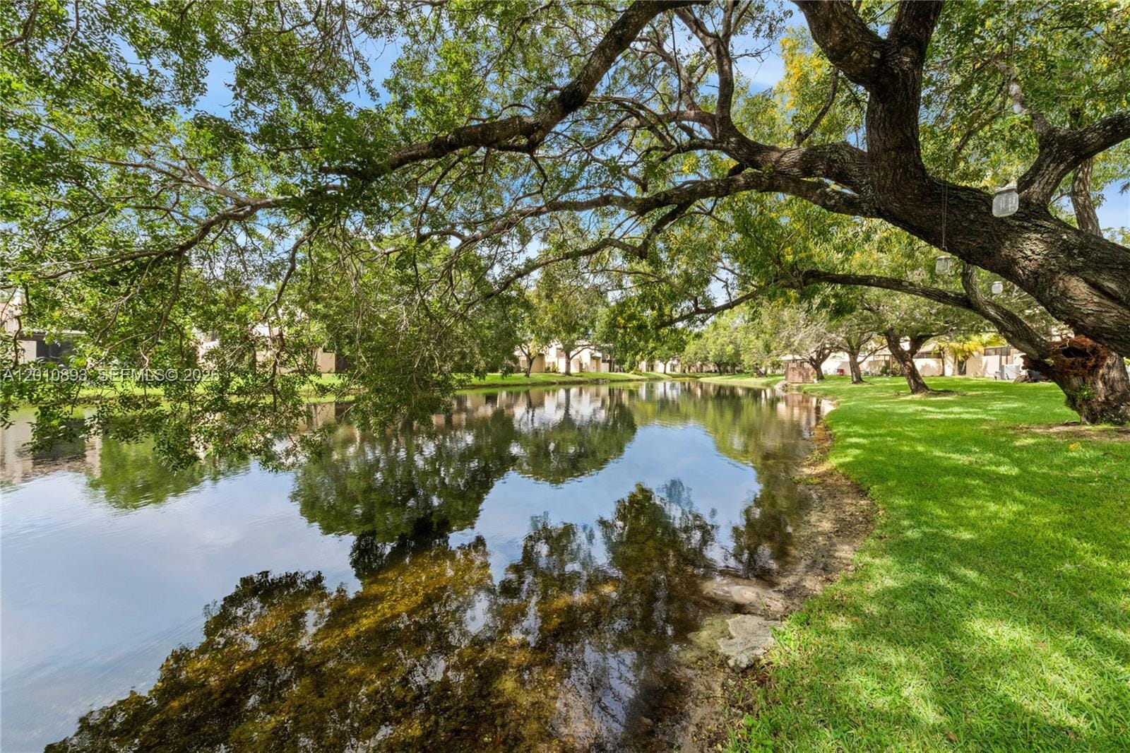 1140 NW 99th Avenue 70, Pembroke Pines, FL 33024 photo 6