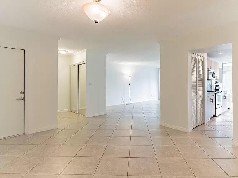 6901 Cypress Road C14 — photo 2