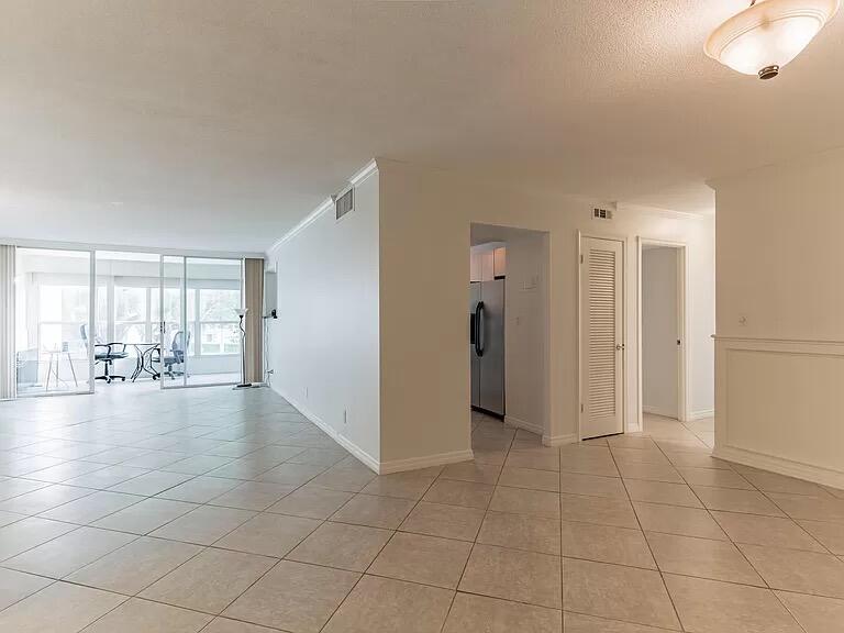 6901 Cypress Road C14, Plantation, FL 33317, Plantation