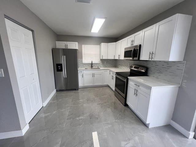 151 NE 17th Avenue, Boynton Beach, FL 33435