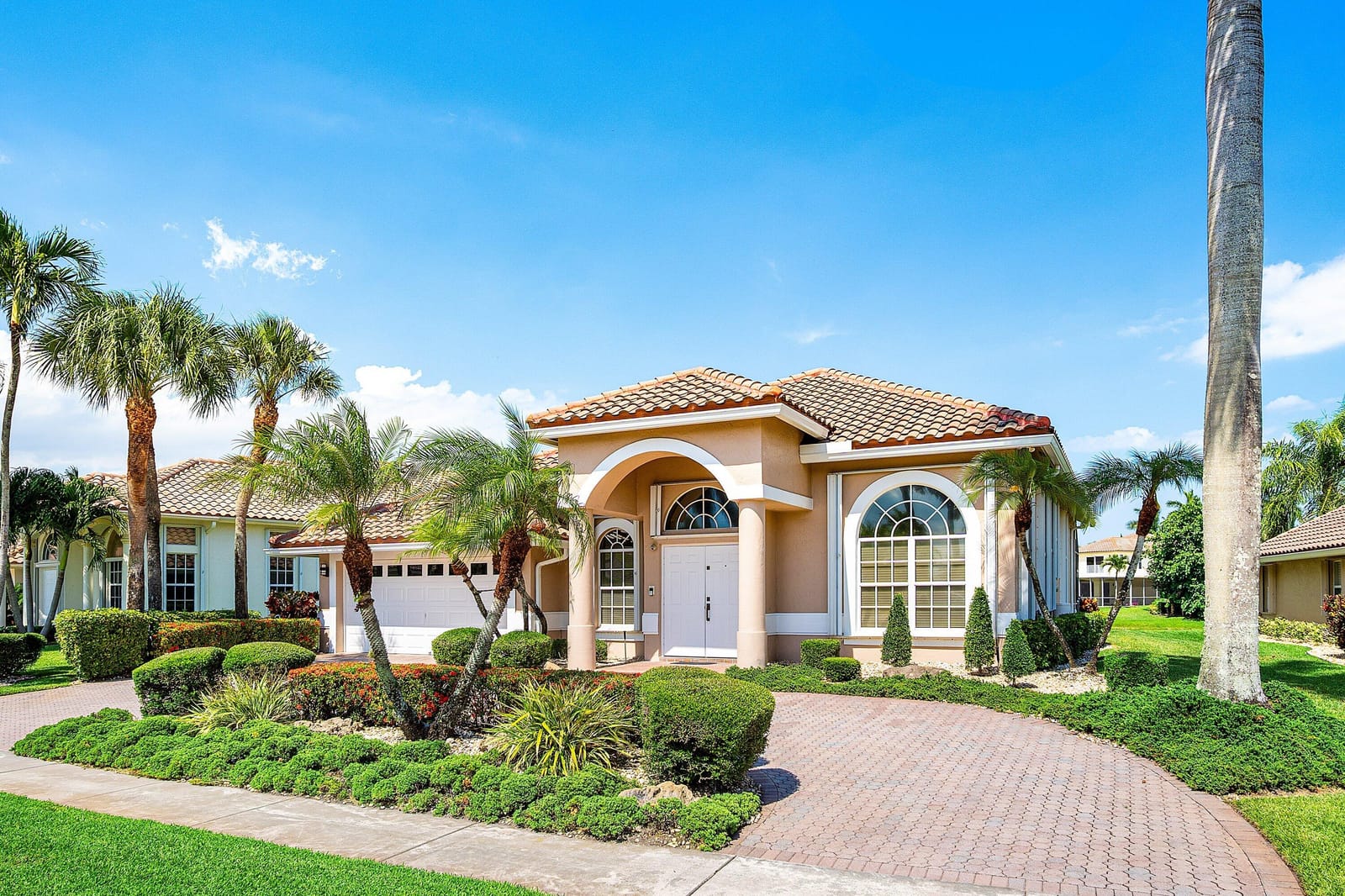 10653 St Thomas Drive, Boca Raton, FL 33498 photo 2