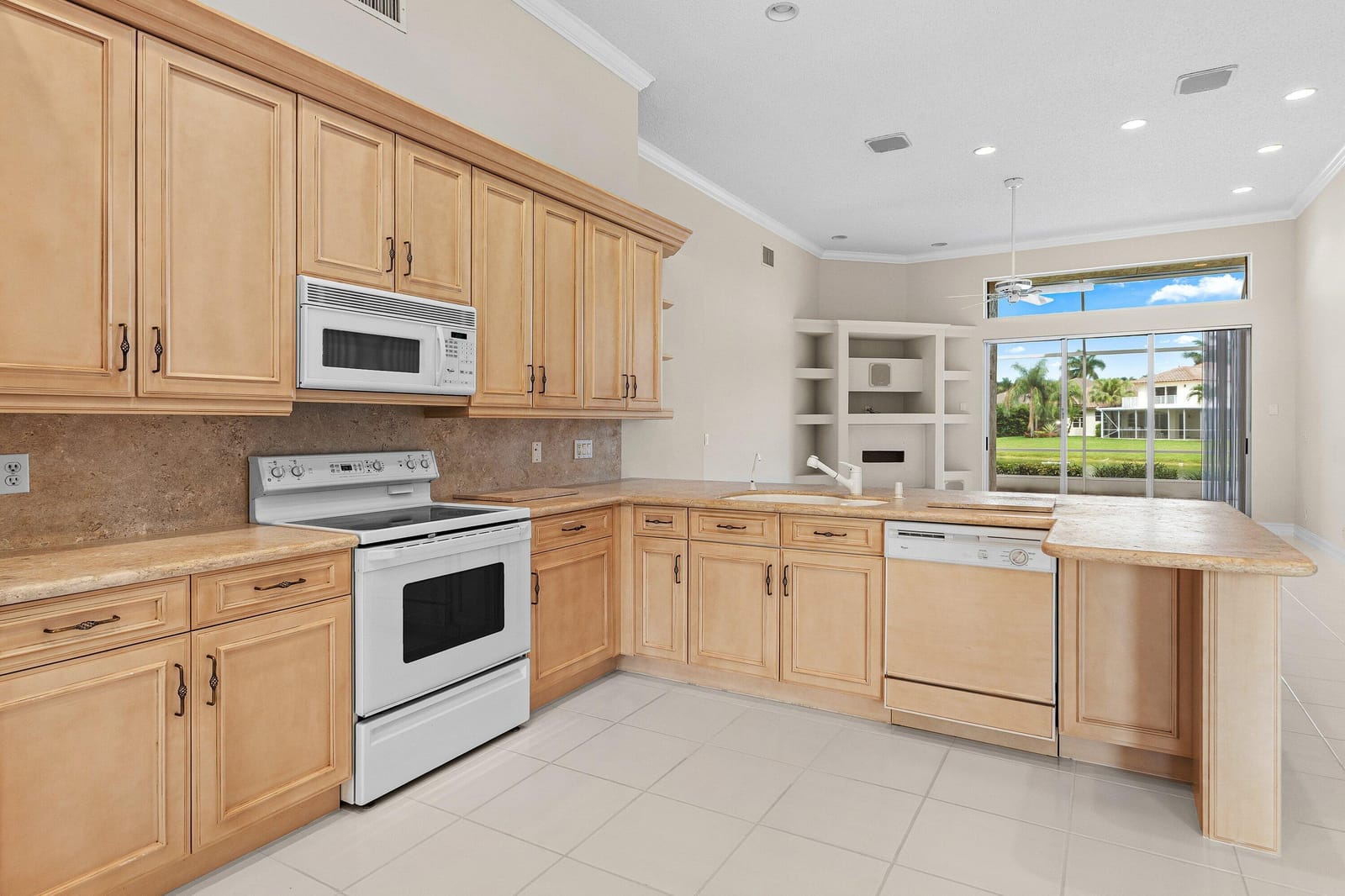 10653 St Thomas Drive, Boca Raton, FL 33498 photo 15