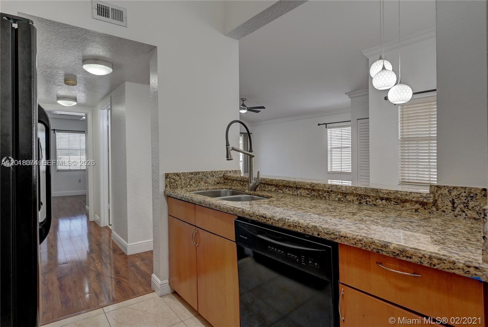 2850 N Oakland Forest Drive 202, Oakland Park, FL 33309 photo 6