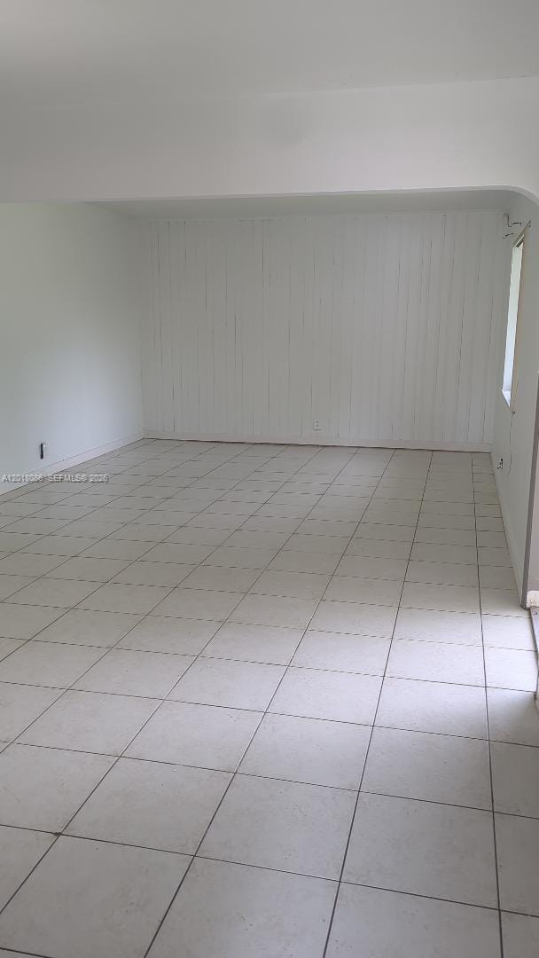 1544 Arthur Street 4 — photo 2