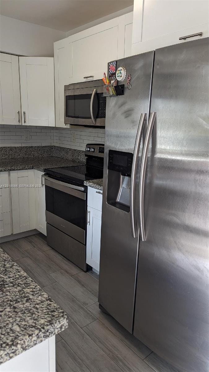1544 Arthur Street 4 — photo 4