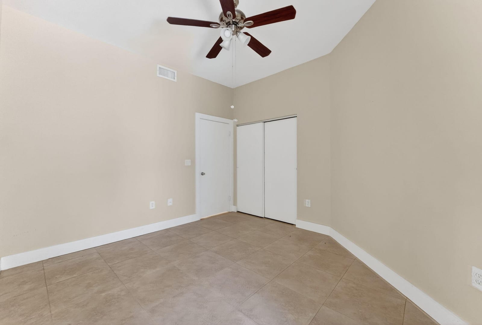 16353 Malibu Drive 61 — photo 12