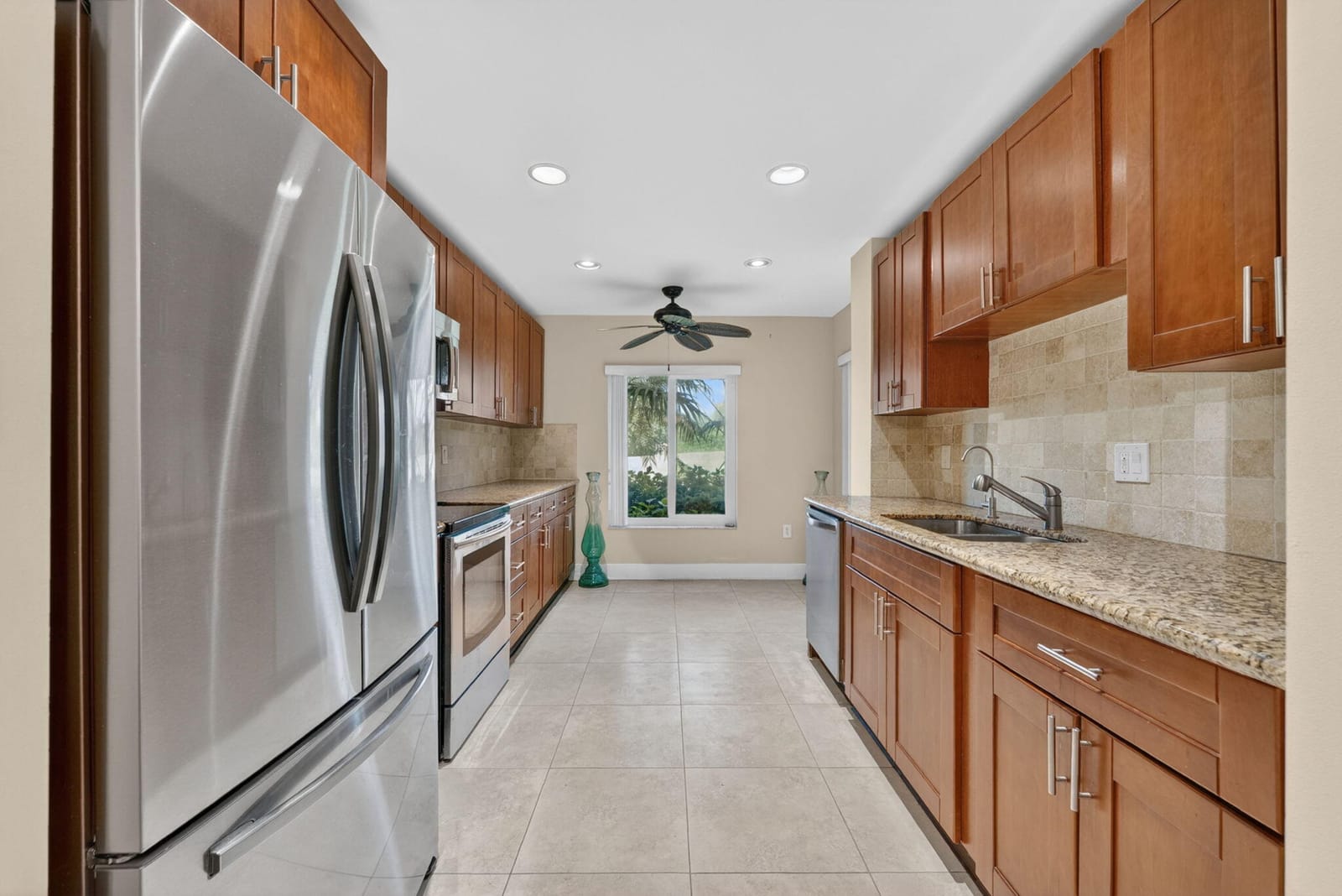 16353 Malibu Drive 61 — photo 4