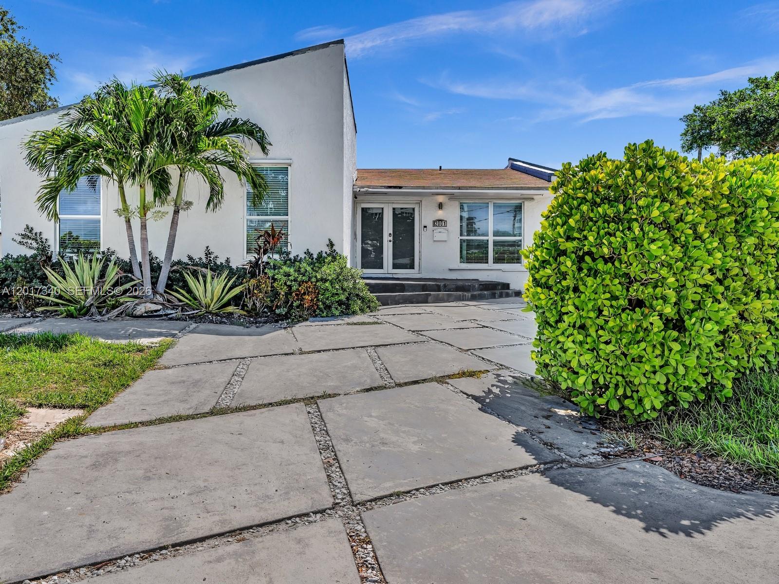 2001 NE 122nd Road, North Miami, FL 33181, North Miami