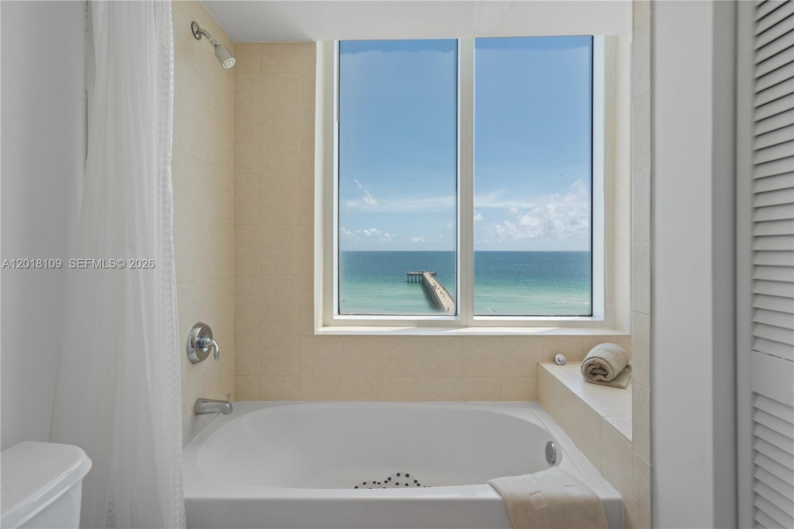 16699 Collins Avenue 702, Sunny Isles Beach, FL 33160 photo 7