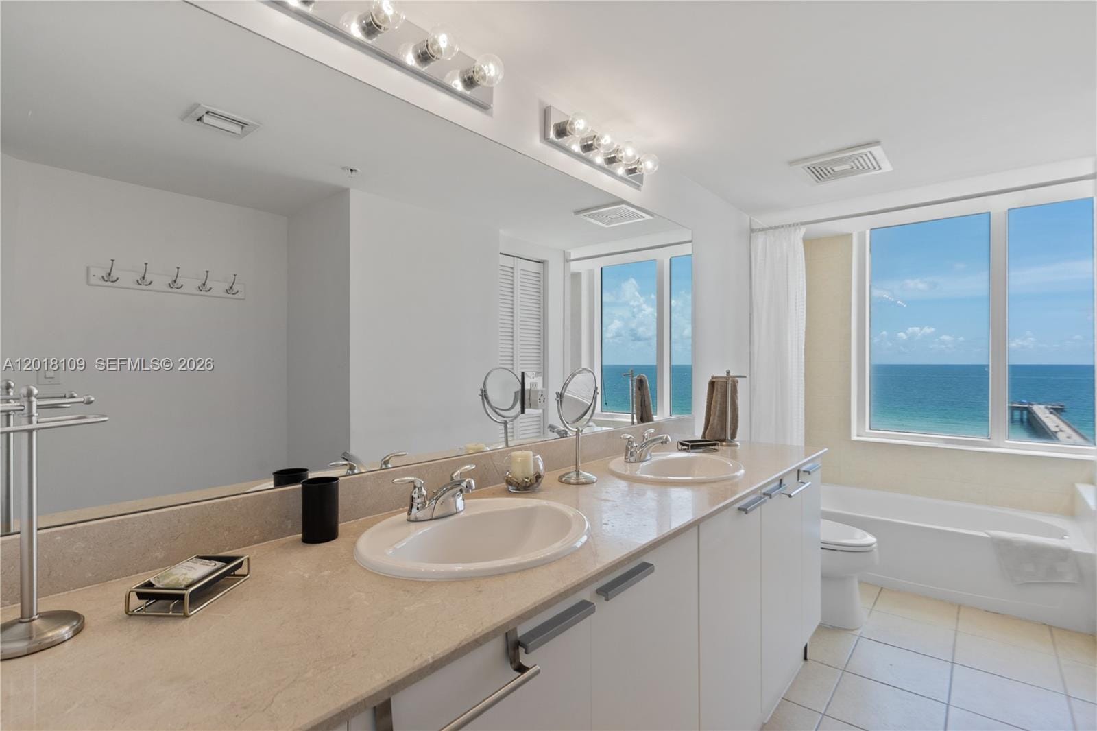 16699 Collins Avenue 702, Sunny Isles Beach, FL 33160 photo 8