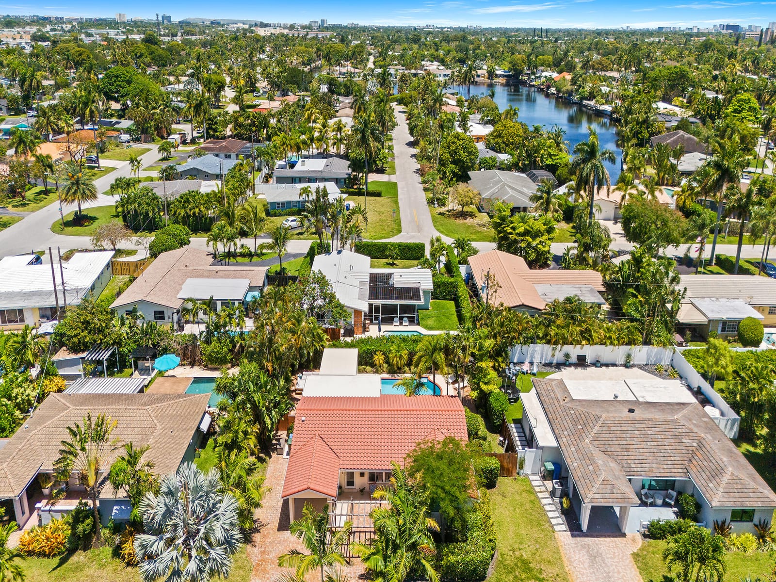 1521 NE 40th Court, Oakland Park, FL 33334 photo 30