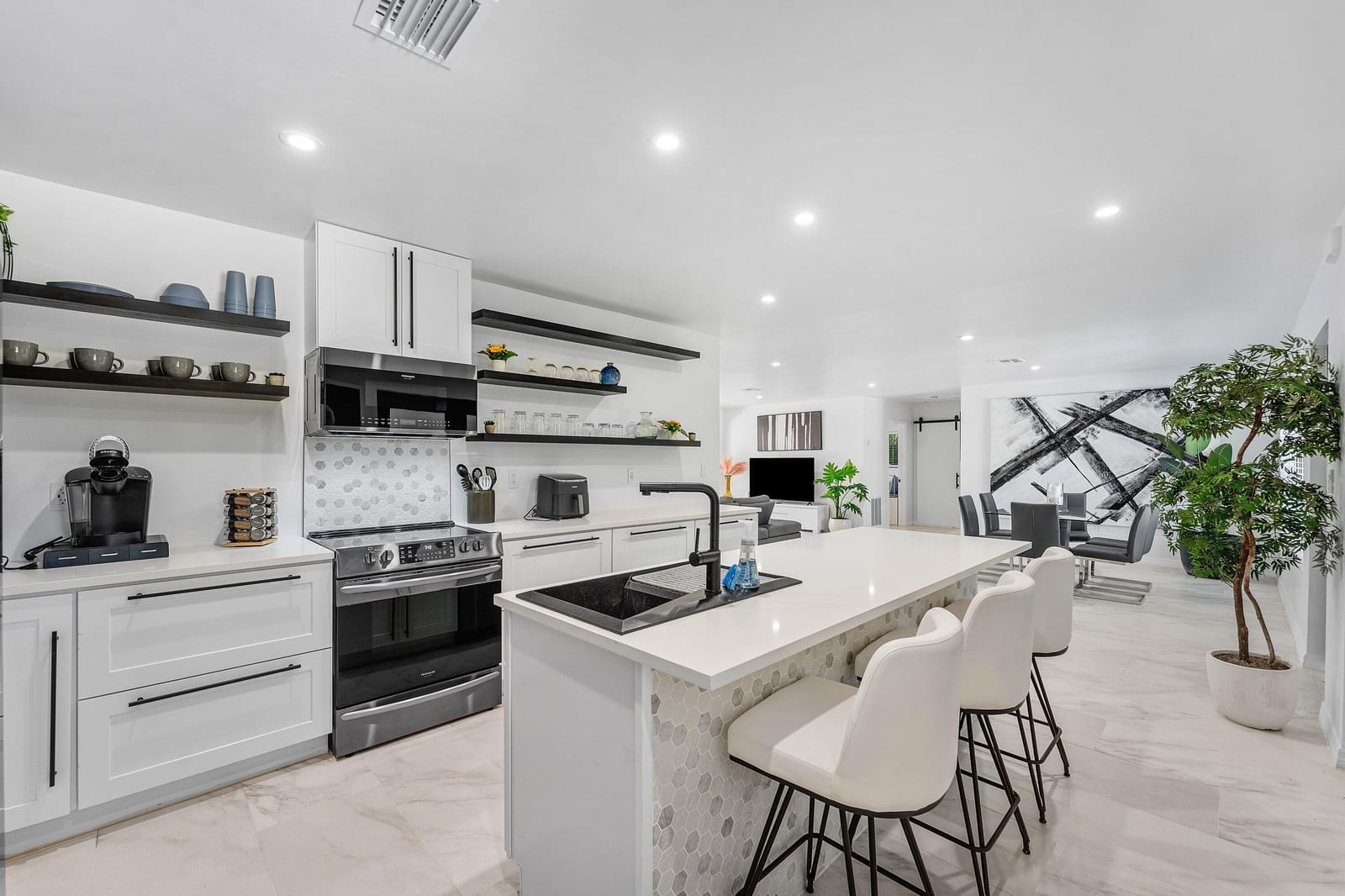 3000 NE 21st Terrace — photo 9