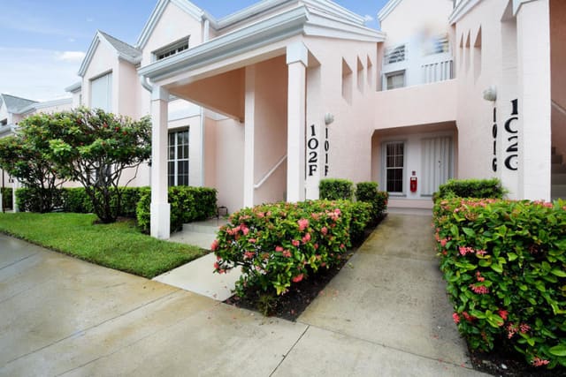 101 Muirfield Court 101-f, Jupiter, FL 33458