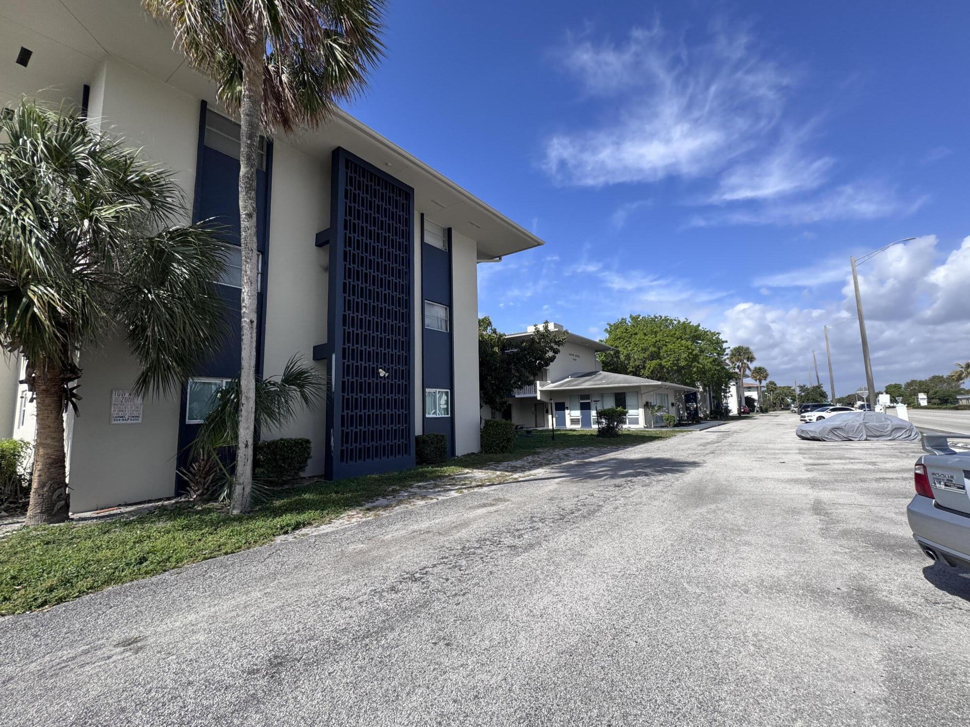 1150 E Sample Road 204, Pompano Beach, FL 33064, Pompano Beach