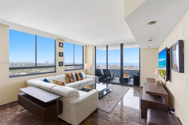 1330 West Avenue PH05, Miami Beach, FL 33139