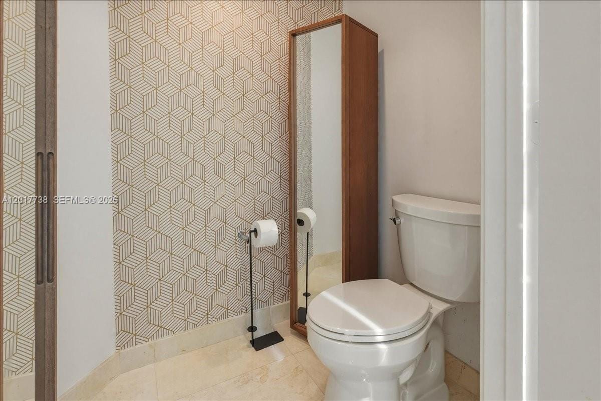 17301 Biscayne Boulevard 605, North Miami Beach, FL 33160 photo 14